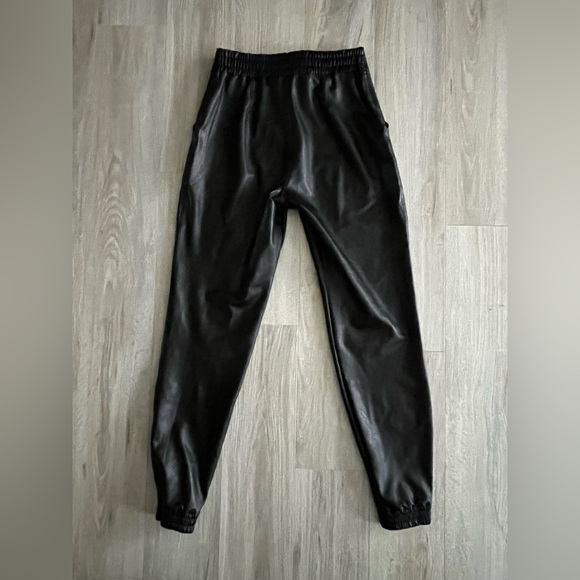 SPANX Women’s Faux Leather Jogger Black - Size Medium - Picture 9 of 9